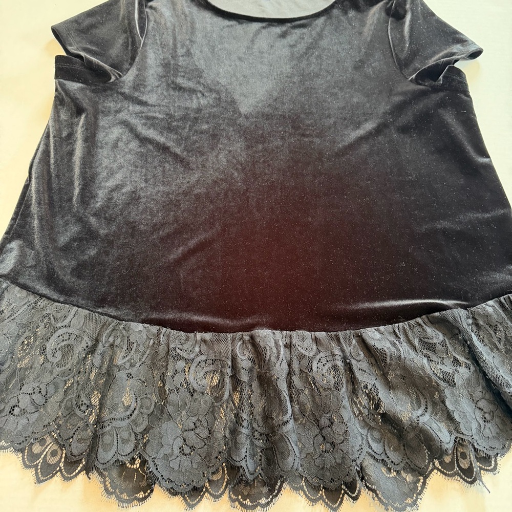Adrianna Papell Velvet & Lace Trim Classy Tee - Picture 5 of 16